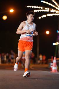 BIB: 800, 091
                            <button type="button" onclick="openModal(22849375)" class="btn btn-primary btn-sm float-right btn-popup" data-toggle="modal" data-target=".modal-high-quality">
                        <i class="fas fa-shopping-cart"></i> Add to Cart
                    </button>
                                            <button type="button" onclick="isThisMe(22849375, true)" class="btn btn-success btn-sm float-right btn-popup btn-isme hidden" data-toggle="tooltip" data-placement="bottom" title="นี่คือรูปของคุณใช่ไหม คลิกที่นี่เพื่อเอาเข้าอัลบั้ม">
                        <i class="fas fa-plus"></i> Add to album
                    </button>
                    <button type="button" onclick="isThisMe(22849375, false)" class="btn btn-warning btn-sm float-right btn-popup btn-isnotme hidden">
                        <i class="fas fa-ban"></i> Remove from album
                    </button>